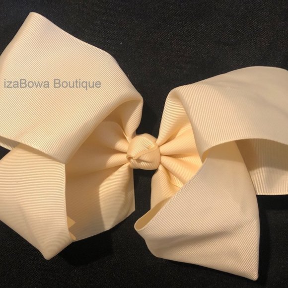 Hand Crafted Other - Ivory 8" Boutique Bow   HANDCRAFTED